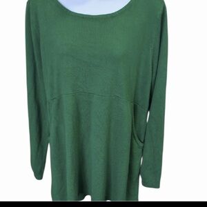 New York & Company size XL green Long Sleeved Knit Tunic top